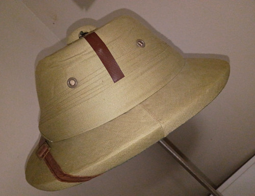 Hats safari pith - h.,