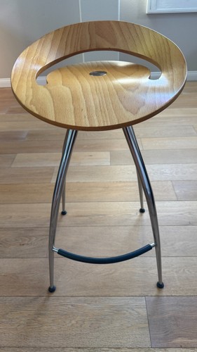 For magis lyra - lyra, stool