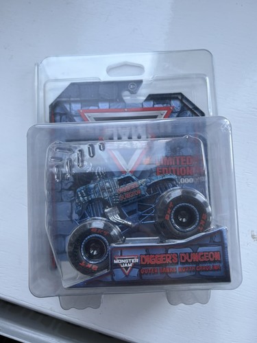 Monster jam grave digger - monster,
