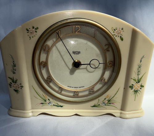 Vintage smiths hour - vintage, mantel
