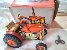 Zetor clockwork tin tractor
