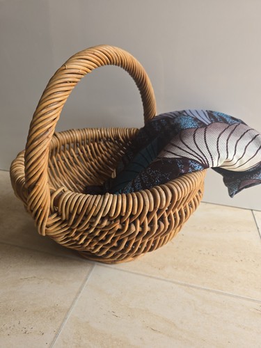 Vintage round wicker shopping - vintage,