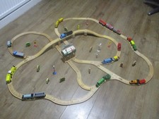 wooden thomas the tank engine