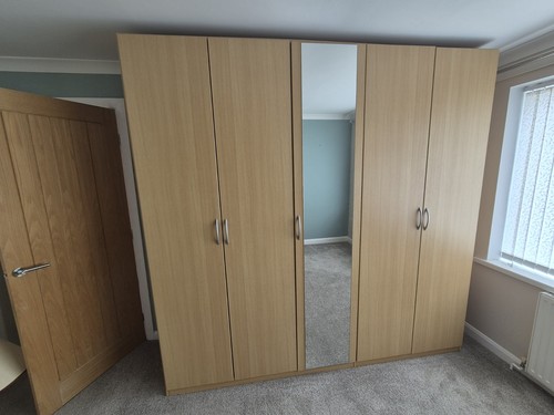 Door wardrobe with mirror - 5,