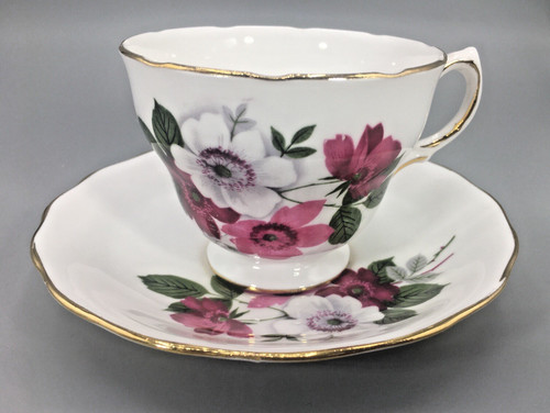 Pink white red flowers teacup - pink,