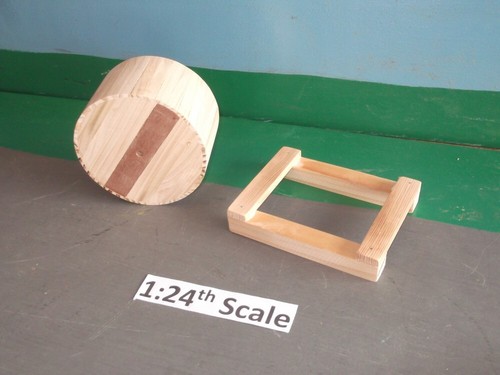 Wooden model truck load - truck, 1:24th
