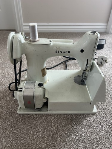 Singer featherweight 221k - featherweight,