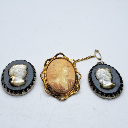 Vintage cameo glass - glass, pendant