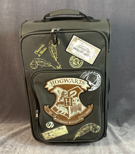 Harry potter hogwarts suitcase - harry,
