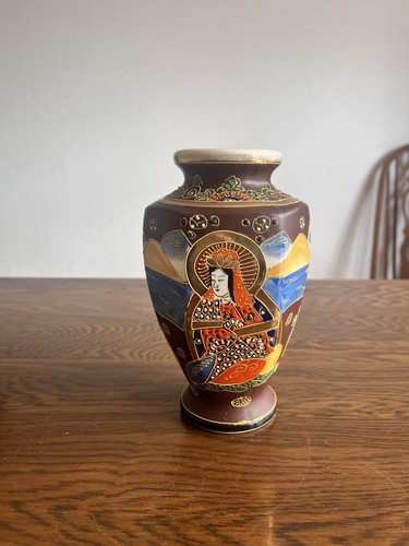 Japanese satsuma moriage vase - satsuma,