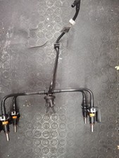 Original Ducati Multistrada 1200V4S injectors complete with tubes