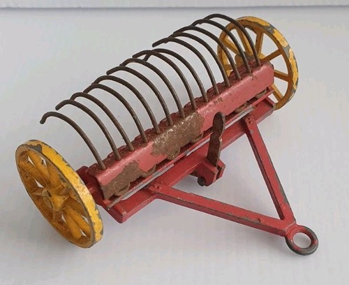 Vintage meccano dinky toys - vintage,