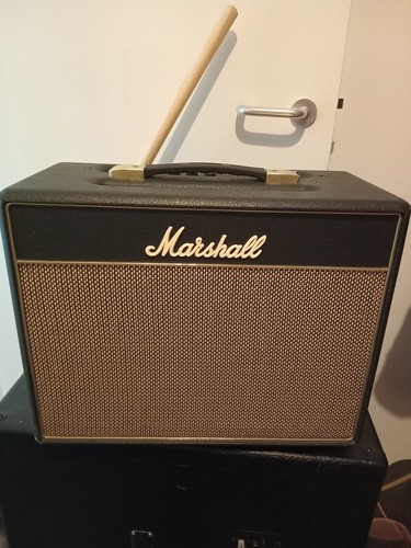 Marshall class valve amp - marshall,