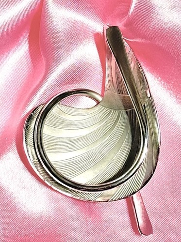 Coro pegasus brooch calla - calla, lily