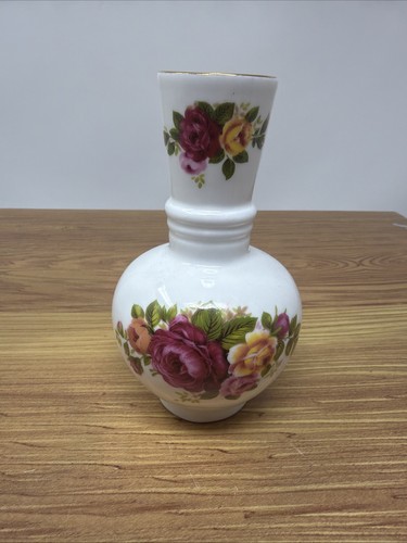Cottage rose bone china bud - cottage,