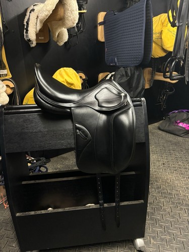 Amerigo dressage saddle 5 - amerigo,