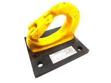 81872685 Engine Hood Lift Hook