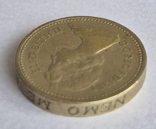 Rare 1984 queen elizabeth ii - rare,