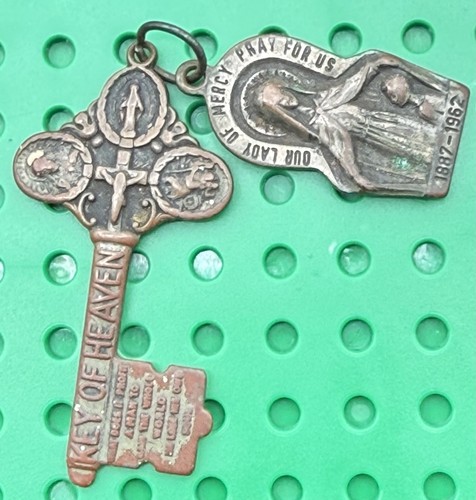 Key heaven medal pendant - heaven,