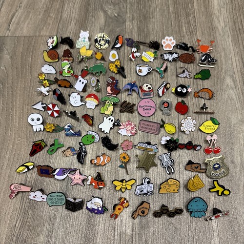 100 pins badges bundle - pins, /