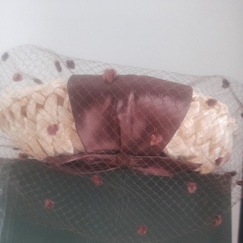 Exquisite vintage woolsand - *exquisite,
