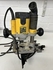 Dewalt 1/4" DW615 Reconditioned 1100W Compact Electric Plunge Router 110v