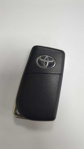 Genuine toyota button - button, remote