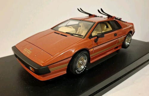 Autoart scale lotus - 1/18,