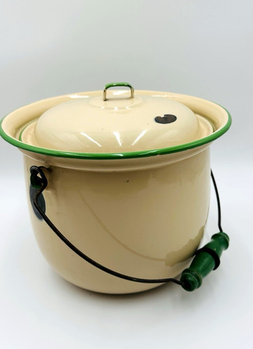 Vintage cream with green trim - green,