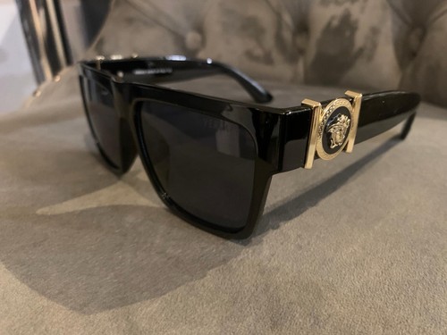 Versace sunglass black frame - versace,
