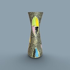 Bay Pottery Vase 595-35 •