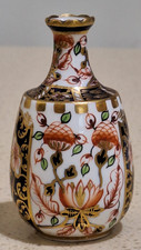 Royal Crown Derby miniature Bud Vase – Imari Pattern 6299/2451 – Good Condition