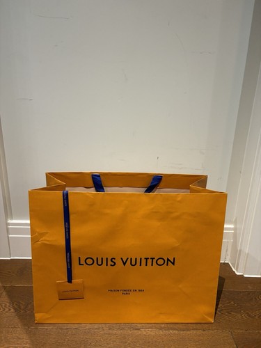 Authentic louis vuitton gift - authentic,
