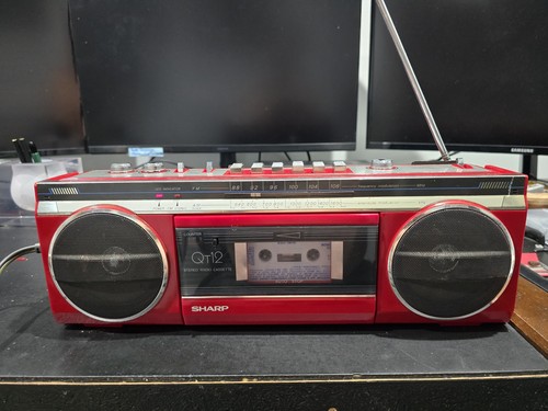 Sharp boombox in - qt, rare