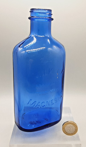 Vintage milk magnesia blue - milk, of