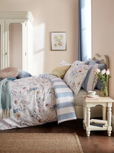 Laura ashley alford meadow - laura,