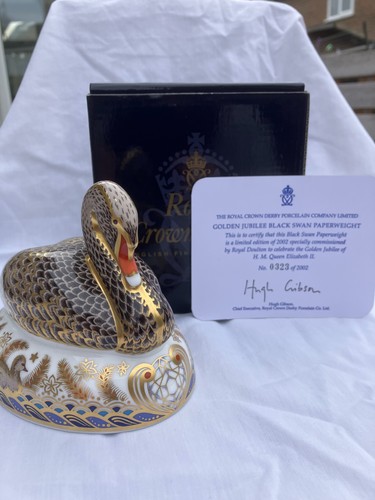 Royal crown derby black swan - crown,