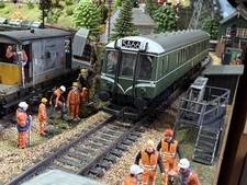 Lima L204630 Locomotive Diesel Class 121 BR Green Whiskers, OO, Fully Serviced 