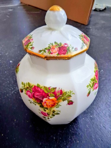 Royal albert old country - old,