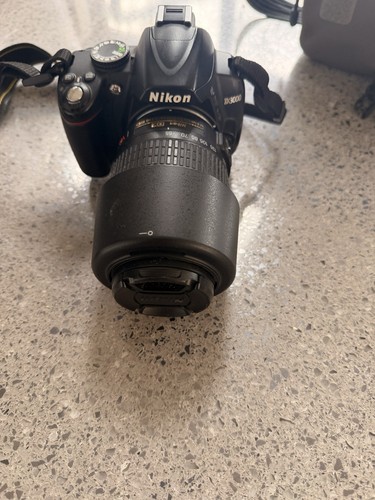Nikon d3000 digital slr - nikon,