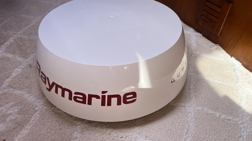 Raymarine quantum q24c wifi - quantum,