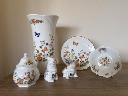 Vintage aynsley cottage - vintage, garden