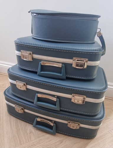 Vintage retro blue - retro, hard