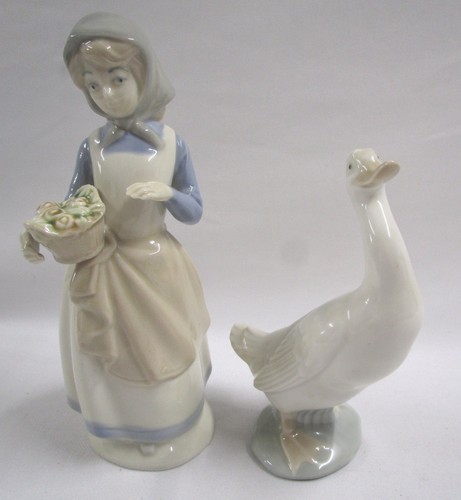 Nao lladro girl with basket - girl,