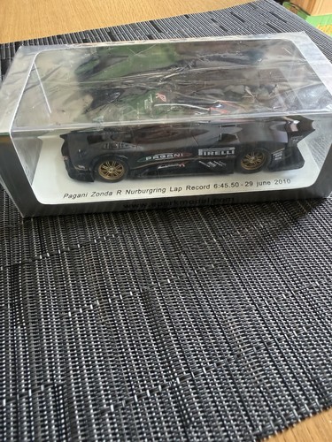 Spark pagani zonda r - 1/43,