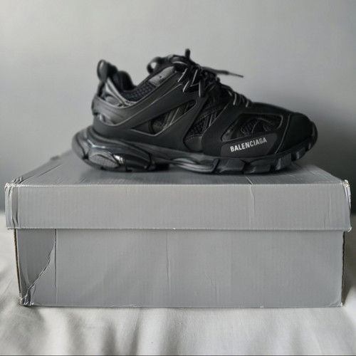 Balenciaga men black low - balenciaga,