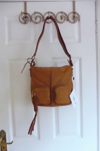 See chloe suede patti - by,