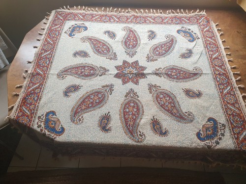 Lovely vintage classic - lovely,