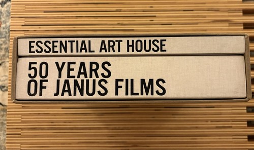 Essential art house - essential,