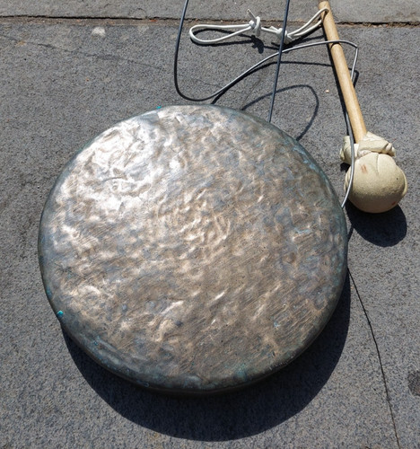 Brass gong 32cm - 32cm, diameter